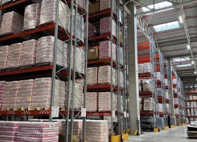 marfa pe rafturi 6 nivele in depozitul RARA Logistic P3 Bucuresti